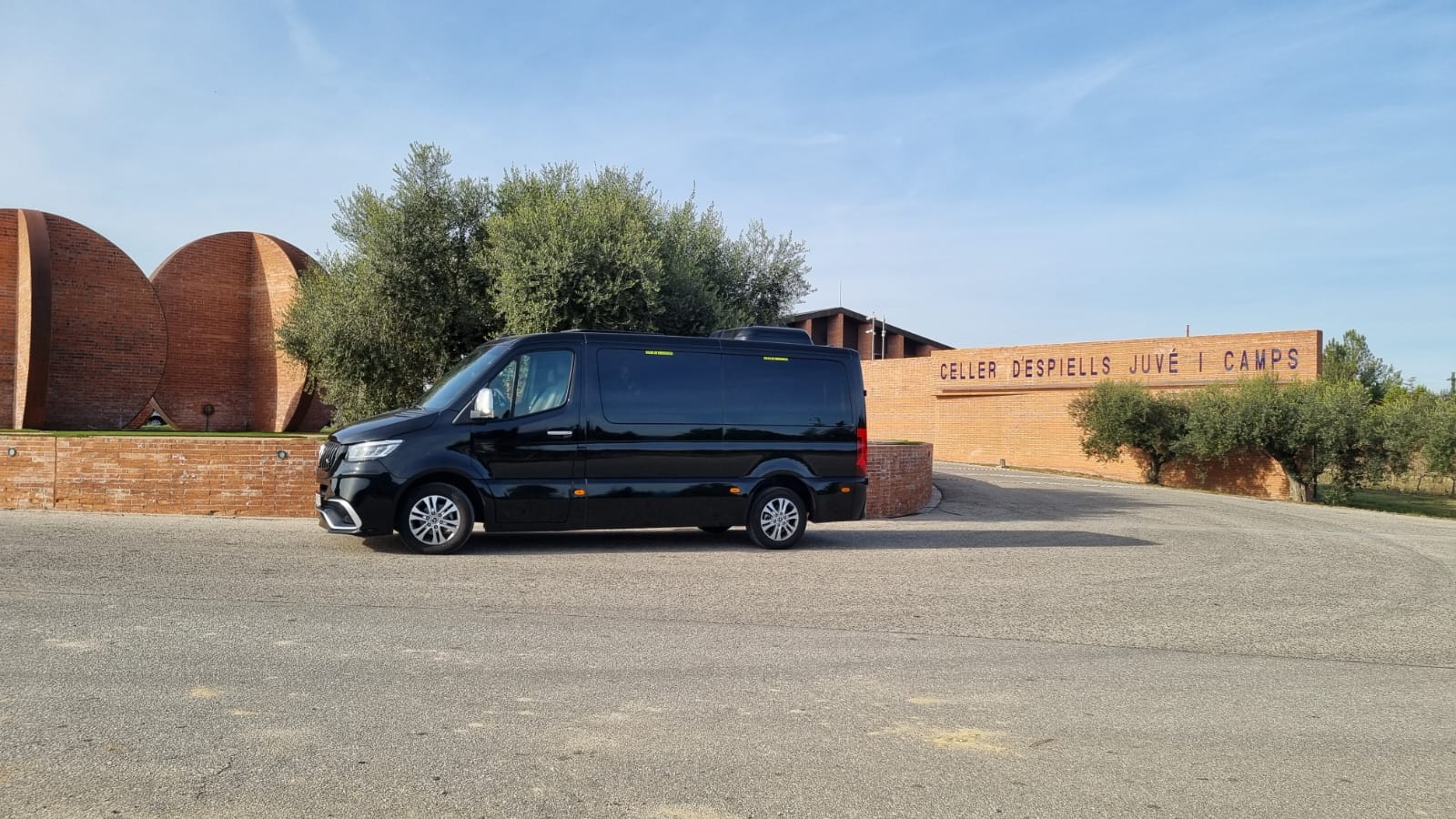 Luxury Chauffeur Vehicles for Business, Events and Transfers in Barcelona